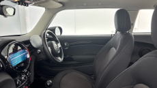 MINI Hatchback 1.5 Cooper Classic 3dr Petrol Hatchback